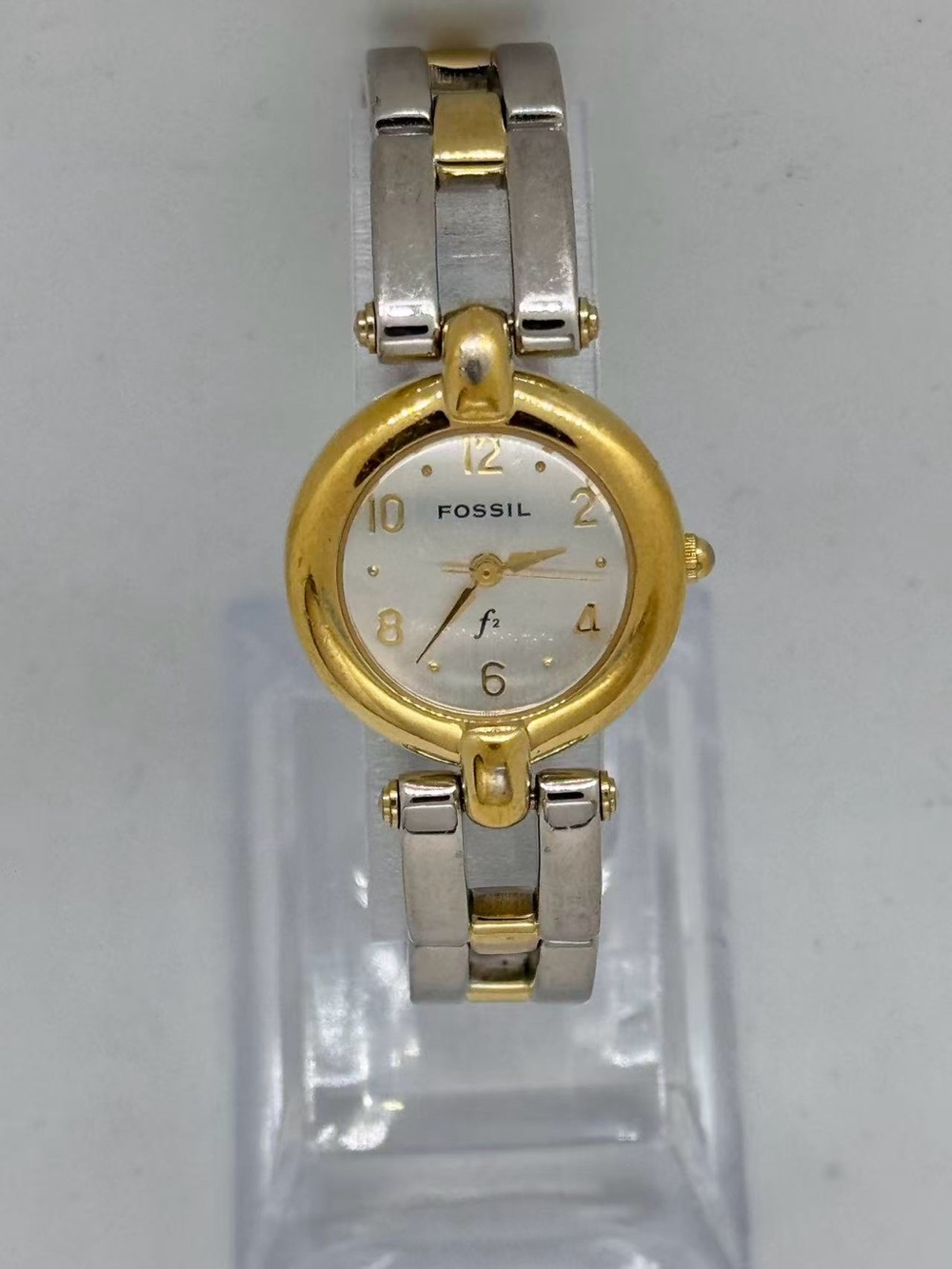 Vintage Fossil Women’s Quartz Two Tone Watch 21mm Silver Dial New Battery Runs